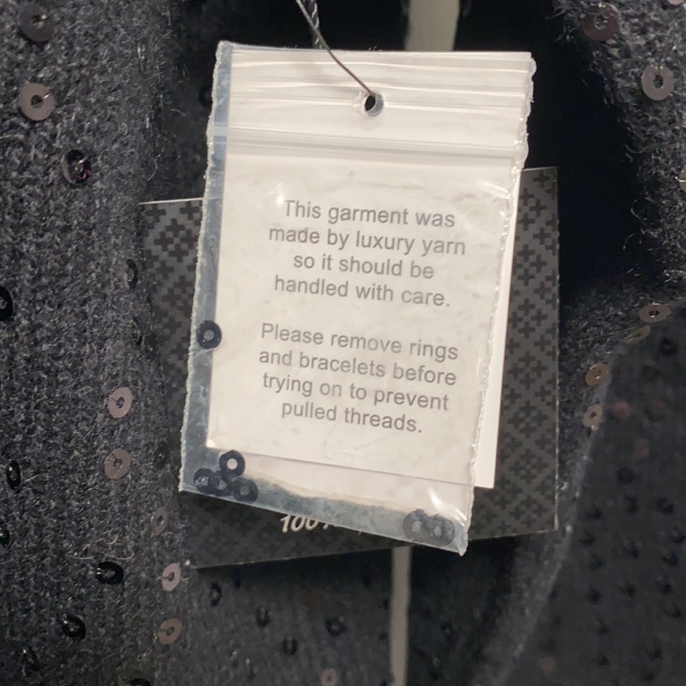 Saks Fifth Avenue 100% Cashmere Sparkly Black Sweater - Picture 11 of 16